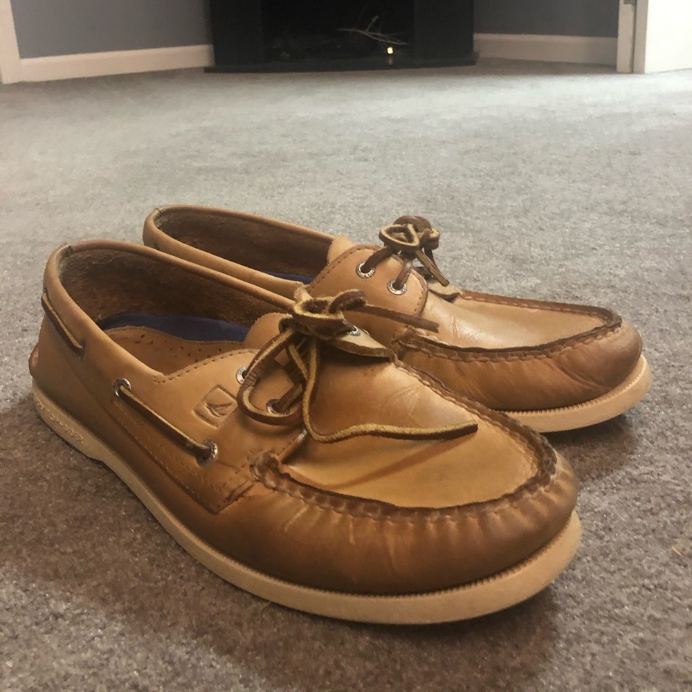 Sperry boat shoes